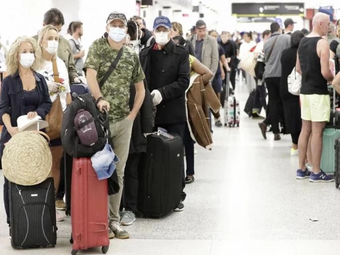 CoronaVirus paid quarantine facility available in hotels; rent Rs. 3100 per day hrb | CoronaVirus कोरोनाग्रस्त देशांतून आलेल्यांना हॉटेलमध्येच ठेवणार; रोज ३१०० रुपयांचा खर्च CoronaVirus paid quarantine facility available in hotels; rent Rs. 3100 per day hrb | CoronaVirus कोरोनाग्रस्त देशांतून आलेल्यांना हॉटेलमध्येच ठेवणार; रोज ३१०० रुपयांचा खर्च