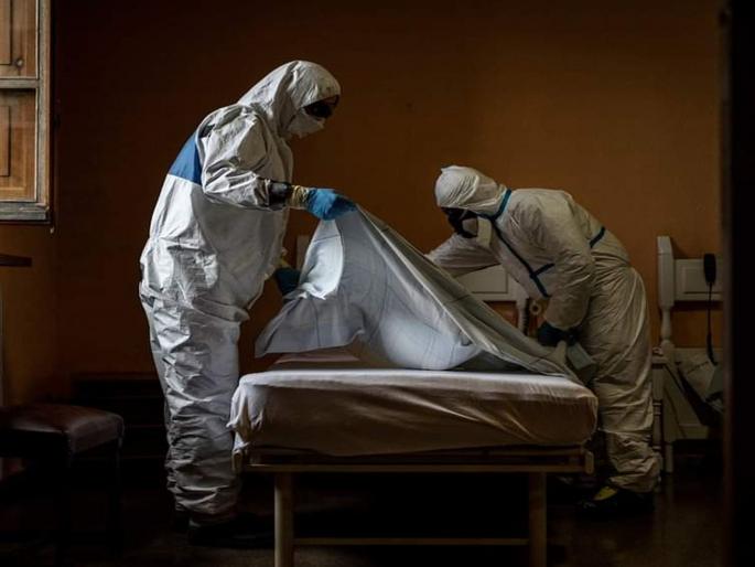 CoronaVirus news in Marathi patient died; Mumbai hospital charges Rs 16 lakh hrb | CoronaVirus बापरे! कोरोनामुळे वृद्धाचा मृत्यू; मुंबईतील हॉस्पिटलने १६ लाखांचे बिल आकारले CoronaVirus news in Marathi patient died; Mumbai hospital charges Rs 16 lakh hrb | CoronaVirus बापरे! कोरोनामुळे वृद्धाचा मृत्यू; मुंबईतील हॉस्पिटलने १६ लाखांचे बिल आकारले