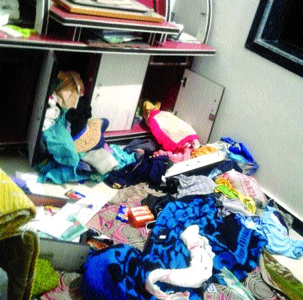 Armed robbery at dawn on Monday | वाड्यात सोमवारी पहाटे सशस्त्र दरोडा Armed robbery at dawn on Monday | वाड्यात सोमवारी पहाटे सशस्त्र दरोडा
