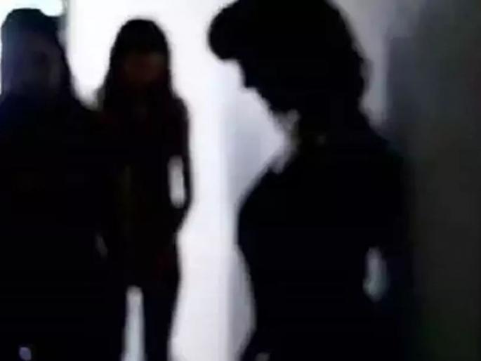 Arrested for operating a sex racket under the name of 'Spa' | ‘स्पा’च्या नावाखाली सेक्स रॅकेट चालविणाऱ्यास अटक Arrested for operating a sex racket under the name of 'Spa' | ‘स्पा’च्या नावाखाली सेक्स रॅकेट चालविणाऱ्यास अटक