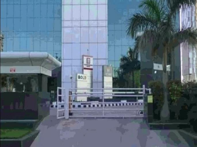 CoronaVirus: Noida's Ceasefire company sealed; more than 24 people infected hrb | बापरे! नोएडातील एका कंपनीत कोरोनाचा 'विस्फोट'; तब्बल दोन डझन लोकांना लागण CoronaVirus: Noida's Ceasefire company sealed; more than 24 people infected hrb | बापरे! नोएडातील एका कंपनीत कोरोनाचा 'विस्फोट'; तब्बल दोन डझन लोकांना लागण