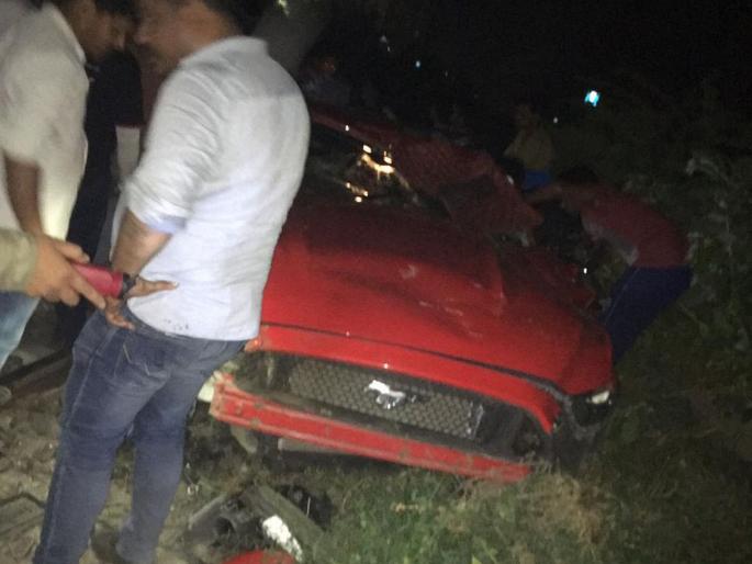 MNS MLA's RAJU PATIL son's 'Mustang' collapses on the railway track; Konkan Railway disrupted | मनसे आमदाराच्या मुलाची 'मस्टंग' रेल्वे रुळावर कोसळली; कोकण रेल्वे विस्कळीत MNS MLA's RAJU PATIL son's 'Mustang' collapses on the railway track; Konkan Railway disrupted | मनसे आमदाराच्या मुलाची 'मस्टंग' रेल्वे रुळावर कोसळली; कोकण रेल्वे विस्कळीत