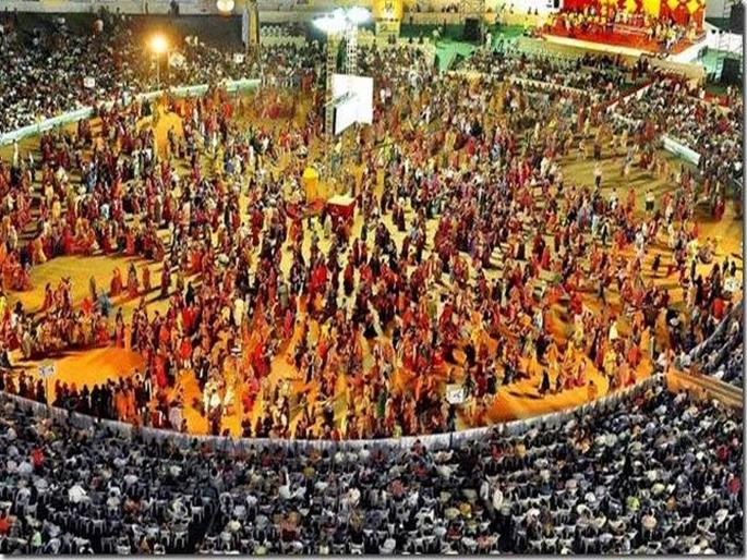 recession effect on Navratri; candidates not giving money to mandal | नवरात्रीवर मंदीचे सावट? मंडळांना इच्छुक उमेदवारांकडून देणगीसाठी हात आखडता recession effect on Navratri; candidates not giving money to mandal | नवरात्रीवर मंदीचे सावट? मंडळांना इच्छुक उमेदवारांकडून देणगीसाठी हात आखडता