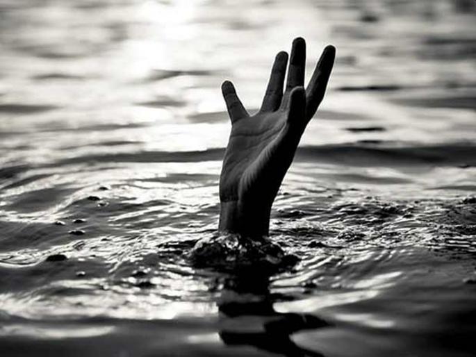 Three youth who went for Ganpati immersion drowned in the river | गणपती विसर्जनासाठी गेलेल्या तिघांचा नदीत बुडून मृत्यू, मृतांमध्ये दोघे सख्खे भाऊ Three youth who went for Ganpati immersion drowned in the river | गणपती विसर्जनासाठी गेलेल्या तिघांचा नदीत बुडून मृत्यू, मृतांमध्ये दोघे सख्खे भाऊ