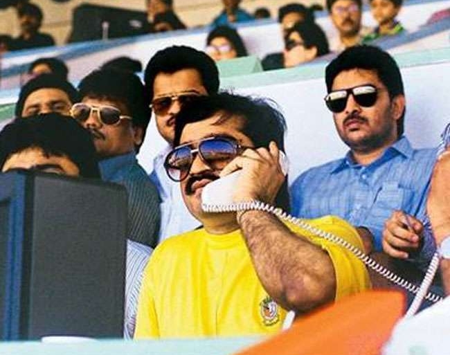 Heel on the multi-crore empire built from drug trafficking | ड्रग्ज तस्करीतून उभारलेल्या कोटींच्या साम्राज्यावर टाच Heel on the multi-crore empire built from drug trafficking | ड्रग्ज तस्करीतून उभारलेल्या कोटींच्या साम्राज्यावर टाच