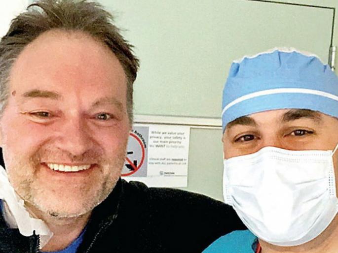 CoronaVirus doctor came out from coma; treated Americas first patient hrb | CoronaVirus आयर्न मॅन! अमेरिकेच्या पहिल्या रुग्णाला तपासणारा डॉक्टर कोमातून बाहेर; मृत्यू अटळ होता CoronaVirus doctor came out from coma; treated Americas first patient hrb | CoronaVirus आयर्न मॅन! अमेरिकेच्या पहिल्या रुग्णाला तपासणारा डॉक्टर कोमातून बाहेर; मृत्यू अटळ होता