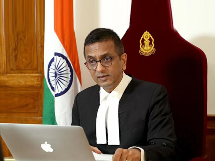 cji dy chandrachud replied over senior advocate claims about supreme court do not listen common people | “सामान्यांचे म्हणणे सुप्रीम कोर्ट ऐकत नाही”; वकिलांचा आरोप, CJI चंद्रचूड यांनी चांगले झापले cji dy chandrachud replied over senior advocate claims about supreme court do not listen common people | “सामान्यांचे म्हणणे सुप्रीम कोर्ट ऐकत नाही”; वकिलांचा आरोप, CJI चंद्रचूड यांनी चांगले झापले