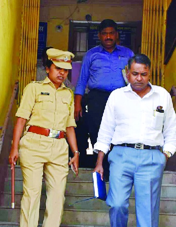 Special Inspector General of Police, Sangli, SP, DYSP, | एसपी, डीवायएसपींची चौकशी विशेष पोलीस महानिरीक्षक सांगलीत Special Inspector General of Police, Sangli, SP, DYSP, | एसपी, डीवायएसपींची चौकशी विशेष पोलीस महानिरीक्षक सांगलीत