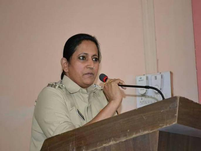 The philosophy of humanity in Khaki, DySP of Hingoli DYSP Aniket's daughter will be able to teach! | ‘खाकी’तील माणुसकीचे दर्शन, हिंगोलीच्या डीवायएसपी अनिकेतच्या मुलीचे पालकत्व स्वीकारणार! The philosophy of humanity in Khaki, DySP of Hingoli DYSP Aniket's daughter will be able to teach! | ‘खाकी’तील माणुसकीचे दर्शन, हिंगोलीच्या डीवायएसपी अनिकेतच्या मुलीचे पालकत्व स्वीकारणार!