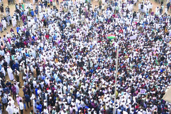 Movement in peace in Panvel | पनवेलमध्ये शांततेत आंदोलन Movement in peace in Panvel | पनवेलमध्ये शांततेत आंदोलन