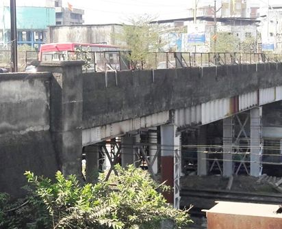 Immediately publish the tender of the copar bridge | कोपर पुलाची निविदा तातडीने काढा Immediately publish the tender of the copar bridge | कोपर पुलाची निविदा तातडीने काढा