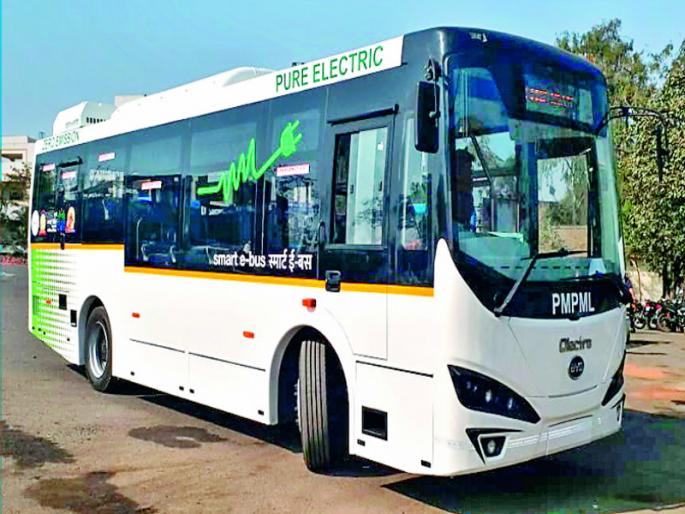 E-bus will start without CM after criticism | टीकेनंतर मुख्यमंत्र्याविना सुरू होणार ई-बस  E-bus will start without CM after criticism | टीकेनंतर मुख्यमंत्र्याविना सुरू होणार ई-बस