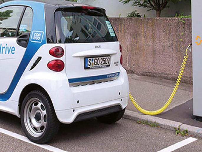 GST 5% on e-car? | ई-कारवरील जीएसटी 12 टक्क्यांवरुन 5 टक्क्यांवर? GST 5% on e-car? | ई-कारवरील जीएसटी 12 टक्क्यांवरुन 5 टक्क्यांवर?