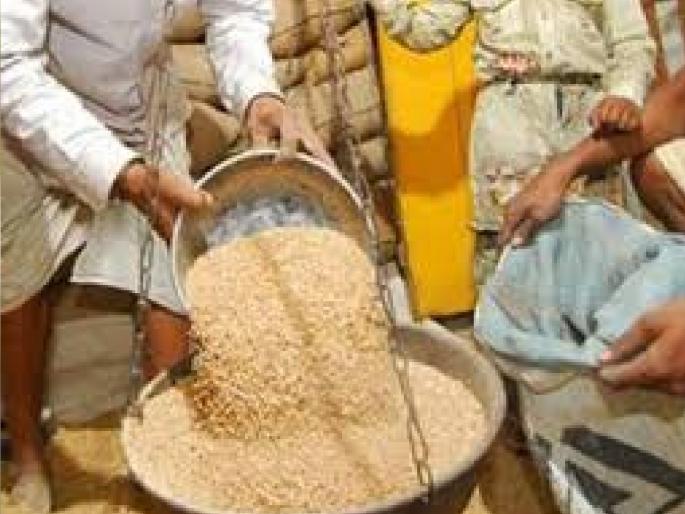 Food distribution system collapsed across the state, e POS machines continuously malfunctioning | राज्यभरात धान्य वितरण व्यवस्था कोलमडली, ई-पॉस मशीनमध्ये सातत्याने बिघाड Food distribution system collapsed across the state, e POS machines continuously malfunctioning | राज्यभरात धान्य वितरण व्यवस्था कोलमडली, ई-पॉस मशीनमध्ये सातत्याने बिघाड