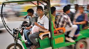 12 e-Rickshaw seized: RTO action | १२ ई-रिक्षा जप्त : आरटीओची कारवाई 12 e-Rickshaw seized: RTO action | १२ ई-रिक्षा जप्त : आरटीओची कारवाई