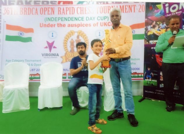 Vedantu Savarkar second in the country in chess competition | वेदांतू सावरकर बुद्धिबळ स्पर्धेत देशातून दुसरा Vedantu Savarkar second in the country in chess competition | वेदांतू सावरकर बुद्धिबळ स्पर्धेत देशातून दुसरा