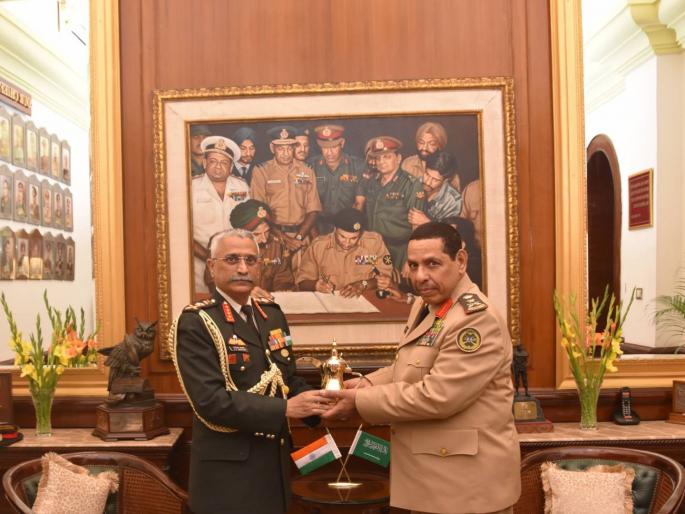 Indian Army: Saudi army chief arrives in India for first time; But Pakistani angry over Background Photo frame on 1971 Bangladesh War surrender | Indian Army: सौदीचे आर्मी चीफ पहिल्यांदाच आले, मराठमोळ्या नरवणेंच्या मागचा फोटो पाहून पाकिस्तानी चिडले Indian Army: Saudi army chief arrives in India for first time; But Pakistani angry over Background Photo frame on 1971 Bangladesh War surrender | Indian Army: सौदीचे आर्मी चीफ पहिल्यांदाच आले, मराठमोळ्या नरवणेंच्या मागचा फोटो पाहून पाकिस्तानी चिडले