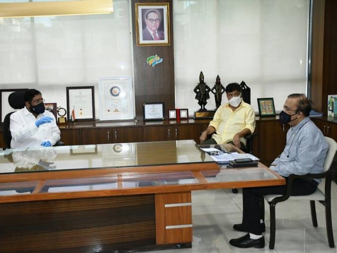 Administration fails to break chain of corona patients in Thane | ठाण्यात कोरोना रुग्णांची चेन तोडण्यात प्रशासन असफल