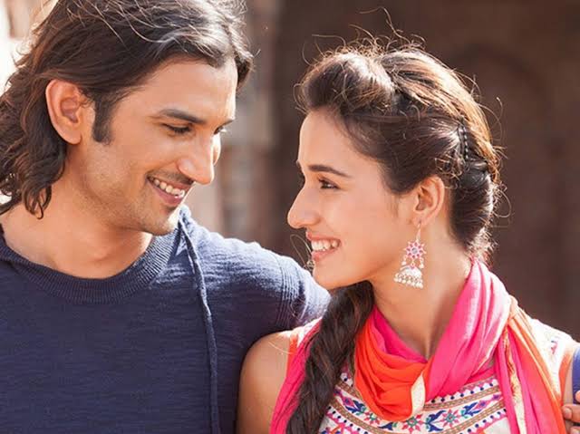After Sushant's suicide, Disha patani was also saddened, reacted with a single emoji | सुशांतच्या आत्महत्येनंतर दिशालाही दु:ख अनावर, एकाच इमोजीतून दिली रिएक्शन After Sushant's suicide, Disha patani was also saddened, reacted with a single emoji | सुशांतच्या आत्महत्येनंतर दिशालाही दु:ख अनावर, एकाच इमोजीतून दिली रिएक्शन