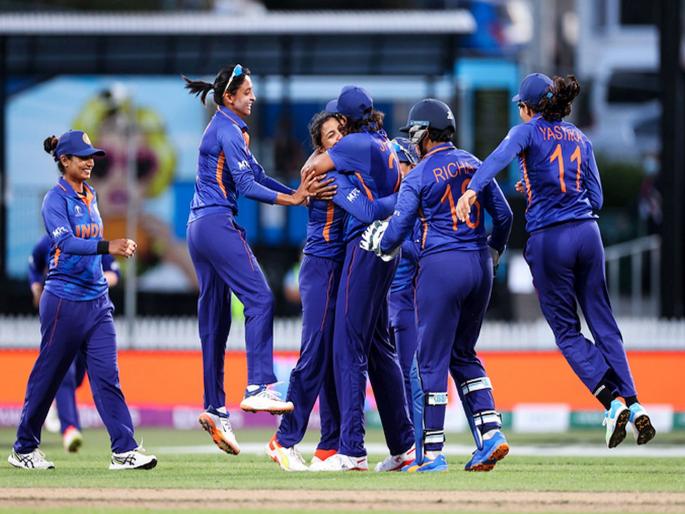Women's World Cup: Batsmen will have to show their mettle, they will face a tough challenge from South Africa today | महिला विश्वचषक : फलंदाजांना दाखवावा लागेल दम, आज दक्षिण आफ्रिकेच्या कडव्या आव्हानाचा करणार सामना