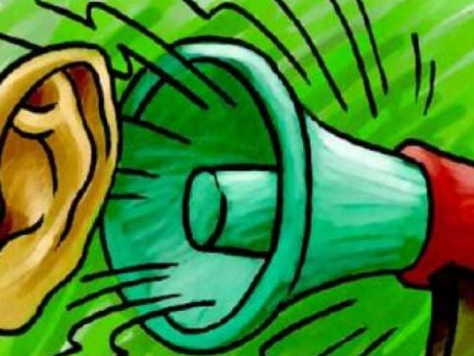 The sound system in the Ganeshotsav procession has affected many people's health due to the noise | मोठ्या ध्वनी यंत्रणेमुळे कान झाला बाद; कोल्हापुरातील राजू ढवळे दहा वर्षांपासून भोगताहेत बहिरेपणाची फळे The sound system in the Ganeshotsav procession has affected many people's health due to the noise | मोठ्या ध्वनी यंत्रणेमुळे कान झाला बाद; कोल्हापुरातील राजू ढवळे दहा वर्षांपासून भोगताहेत बहिरेपणाची फळे