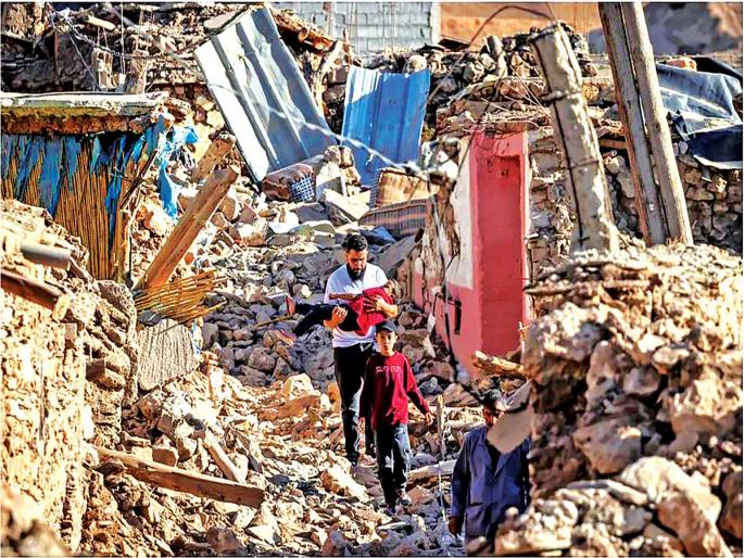 Earthquake death toll 2,012, earthquake devastation in Morocco | भूकंप बळींची संख्या २,०१२, मोरोक्कोत भूकंपामुळे हाहाकार