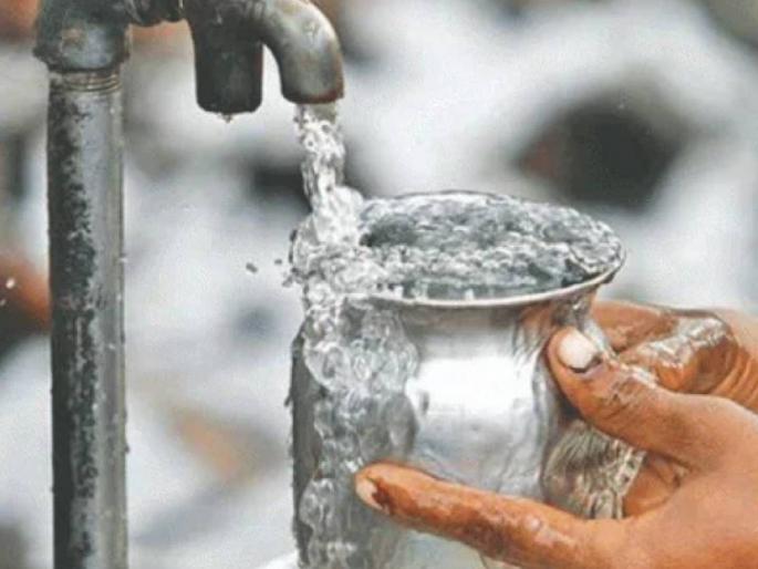 50 villages in Nanded district have 'fluoridated' water | नांदेड जिल्ह्यातील ५० गावे पिताहेत ‘फ्लोराईड’युक्त पाणी; ४७५४ पाण्याचे स्त्रोत पिण्यास अयोग्य 50 villages in Nanded district have 'fluoridated' water | नांदेड जिल्ह्यातील ५० गावे पिताहेत ‘फ्लोराईड’युक्त पाणी; ४७५४ पाण्याचे स्त्रोत पिण्यास अयोग्य