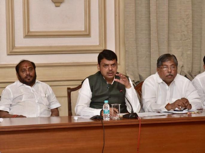 Chief Minister's review of the flood situation; So far, 51 thousand citizens have been rescued | मुख्यमंत्र्यांकडून पुरस्थितीचा आढावा; आत्तापर्यंत 51 हजार नागरिकांना केलं रेस्क्यू Chief Minister's review of the flood situation; So far, 51 thousand citizens have been rescued | मुख्यमंत्र्यांकडून पुरस्थितीचा आढावा; आत्तापर्यंत 51 हजार नागरिकांना केलं रेस्क्यू