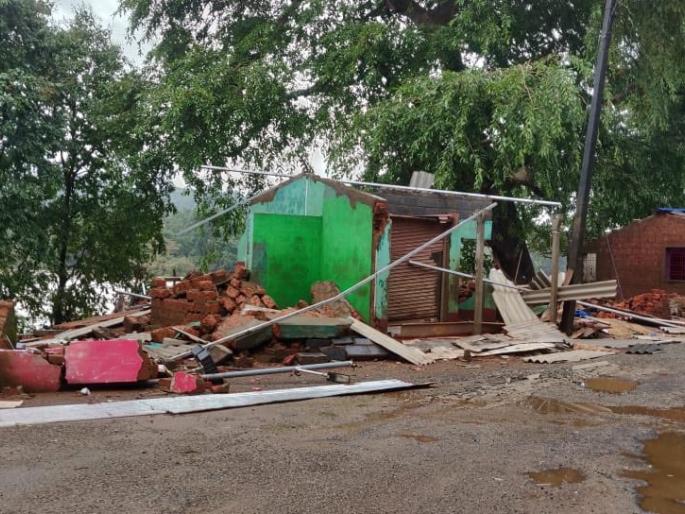 Bs Yediyurappa Offers To Rename Villages With Those Of Companies That Will Pay Over Rs10 Crore | पुनर्विकासासाठी अनोखी शक्कल; पूरग्रस्त गावांना मिळणार अंबानी, अडाणी आणि टाटांचे नाव? Bs Yediyurappa Offers To Rename Villages With Those Of Companies That Will Pay Over Rs10 Crore | पुनर्विकासासाठी अनोखी शक्कल; पूरग्रस्त गावांना मिळणार अंबानी, अडाणी आणि टाटांचे नाव?