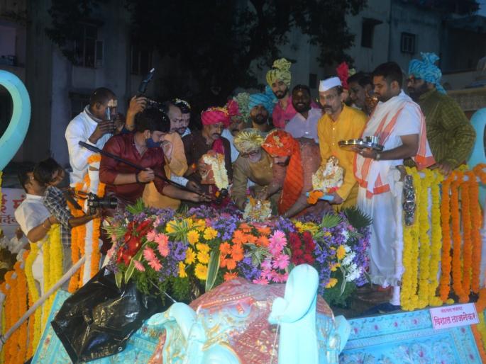 Ganesh Visarjan 2021: Immersion of Ganaraya of Mandai in Gaj Gavaksh Kunda; A heartfelt message to the Republic | Ganesh Visarjan 2021: गज गवाक्ष कुंडात झाले मंडईच्या गणरायाचे विसर्जन; गणरायाला भावपूर्ण निरोप
