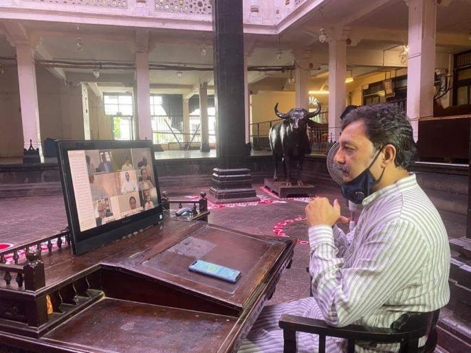 ... So I was down in the charioteer's meeting, because Sambhaji Raje himself said | ... म्हणून 'सारथी'च्या बैठकीत मी खाली होतो, संभाजीराजेंनीच सांगितलं कारण ... So I was down in the charioteer's meeting, because Sambhaji Raje himself said | ... म्हणून 'सारथी'च्या बैठकीत मी खाली होतो, संभाजीराजेंनीच सांगितलं कारण