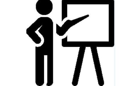 Two headmasters of Ashti, Patiala suspended | आष्टी, पाटोद्यातील दोन मुख्याध्यापक निलंबित