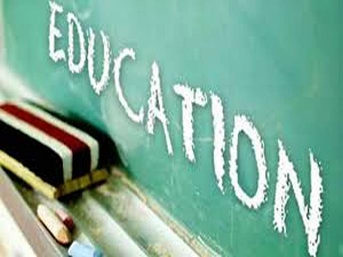 Come forward if you want to learn! Guru ji has no time, education director is easy for the illiterate | शिकायचे तर तुम्हीच पुढे या! गुरुजींना नाही वेळ, शिक्षण संचालकांची निरक्षरांना साद Come forward if you want to learn! Guru ji has no time, education director is easy for the illiterate | शिकायचे तर तुम्हीच पुढे या! गुरुजींना नाही वेळ, शिक्षण संचालकांची निरक्षरांना साद