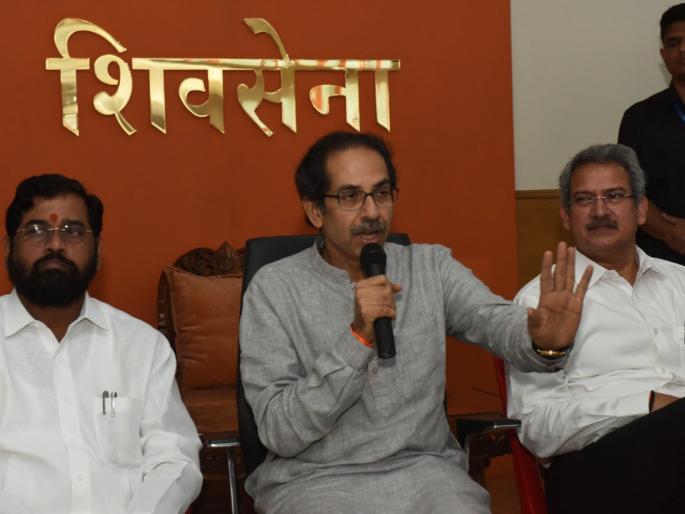 Maharashtra Vidhan Sabha 2019: Due to the politics of vandalism, many parties are currently swarming - Shiv Sena | Vidhan Sabha 2019: तोडफोडीच्या राजकारणामुळेच सध्या अनेक पक्ष तरारत आहेत - शिवसेना  Maharashtra Vidhan Sabha 2019: Due to the politics of vandalism, many parties are currently swarming - Shiv Sena | Vidhan Sabha 2019: तोडफोडीच्या राजकारणामुळेच सध्या अनेक पक्ष तरारत आहेत - शिवसेना