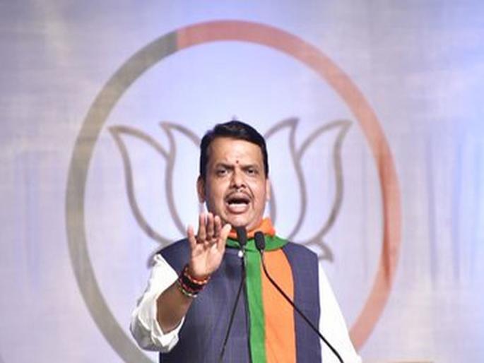 evidence of irrigation scam handover by BJP, mega recruitment stopped; Chief Minister's warning in Pune | सिंचन घोटाळ्याचे सर्व पुरावे दिलेत, मेगा भरती बंद; मुख्यमंत्र्यांचा पुण्यात सूचक इशारा evidence of irrigation scam handover by BJP, mega recruitment stopped; Chief Minister's warning in Pune | सिंचन घोटाळ्याचे सर्व पुरावे दिलेत, मेगा भरती बंद; मुख्यमंत्र्यांचा पुण्यात सूचक इशारा