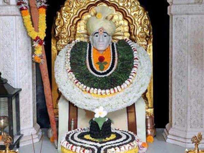 On 31st December Sri Gajanan Maharaj temple will be open for darshan all night | ३१ डिसेंबरला श्री गजानन महाराज मंदिर दर्शनासाठी रात्रभर खुले राहणार On 31st December Sri Gajanan Maharaj temple will be open for darshan all night | ३१ डिसेंबरला श्री गजानन महाराज मंदिर दर्शनासाठी रात्रभर खुले राहणार