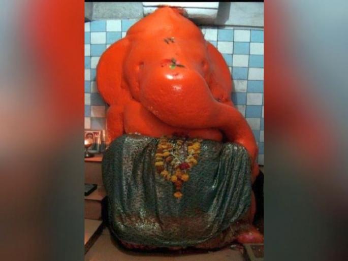 Jagurt Varadvinayak Ganapati of Gaurala who fulfills the wishes of devotees | भक्तांची मनोकामना पूर्ण करणारा गौराळा येथील जागृत वरदविनायक गणपती Jagurt Varadvinayak Ganapati of Gaurala who fulfills the wishes of devotees | भक्तांची मनोकामना पूर्ण करणारा गौराळा येथील जागृत वरदविनायक गणपती