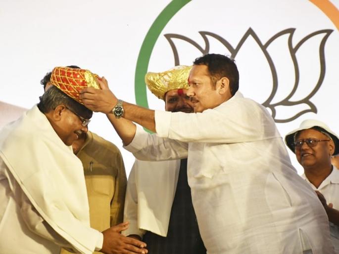 The present form of BJP's euphemism is all but signifying democracy | उदयनराजेंसमोरची भाजपची हुजरेगिरी अन् मुजरेगिरी लाज आणणारी! The present form of BJP's euphemism is all but signifying democracy | उदयनराजेंसमोरची भाजपची हुजरेगिरी अन् मुजरेगिरी लाज आणणारी!