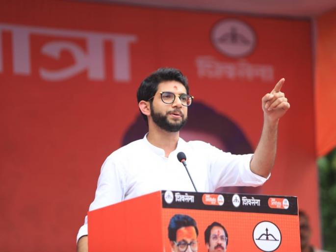 Maharashtra Vidhan Sabha 2019: Yes, I will contest, Shiv Sena leader Aditya Thackeray announced at the rally | ठाकरे घराण्यातील व्यक्ती प्रथमच निवडणूक रिंगणात; आदित्य यांनी स्वतः केली घोषणा! Maharashtra Vidhan Sabha 2019: Yes, I will contest, Shiv Sena leader Aditya Thackeray announced at the rally | ठाकरे घराण्यातील व्यक्ती प्रथमच निवडणूक रिंगणात; आदित्य यांनी स्वतः केली घोषणा!