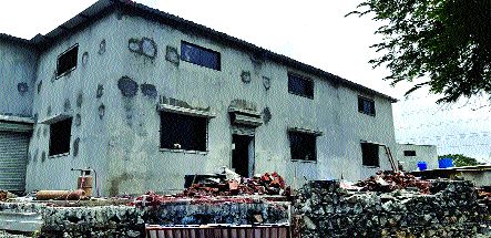 When to look for action? | कारवाईसाठी मुहूर्त कधी सापडणार?