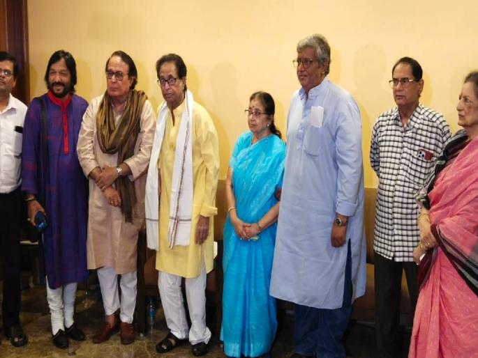 Lata Mangeshkar Award announced to Amitabh Bachchan; | अमिताभ बच्चन यांना लता मंगेशकर पुरस्कार घोषित; ए. आर. रेहमान, अशोक सराफ, रुपकुमार राठोड, पद्मिनी कोल्हापूर यांना मा. दीनानाथ मंगेशकर पुरस्कार Lata Mangeshkar Award announced to Amitabh Bachchan; | अमिताभ बच्चन यांना लता मंगेशकर पुरस्कार घोषित; ए. आर. रेहमान, अशोक सराफ, रुपकुमार राठोड, पद्मिनी कोल्हापूर यांना मा. दीनानाथ मंगेशकर पुरस्कार