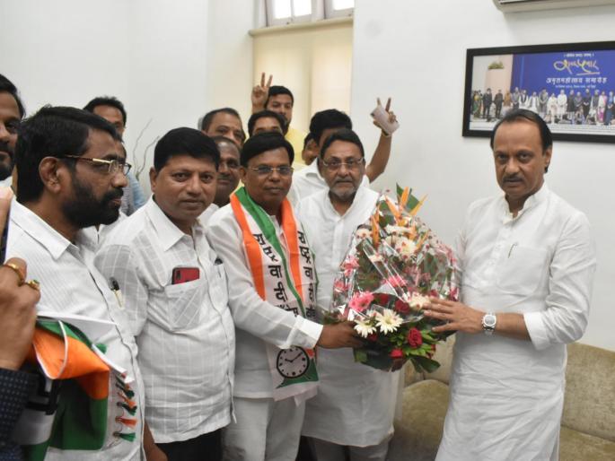 Maharashtra Election 2019: NCP gives 'strong' candidate from Worli constituency against Aditya Thackeray | Maharashtra Election 2019: आदित्य ठाकरेंविरोधात वरळी मतदारसंघातून राष्ट्रवादीने दिला 'हा' तगडा उमेदवार Maharashtra Election 2019: NCP gives 'strong' candidate from Worli constituency against Aditya Thackeray | Maharashtra Election 2019: आदित्य ठाकरेंविरोधात वरळी मतदारसंघातून राष्ट्रवादीने दिला 'हा' तगडा उमेदवार