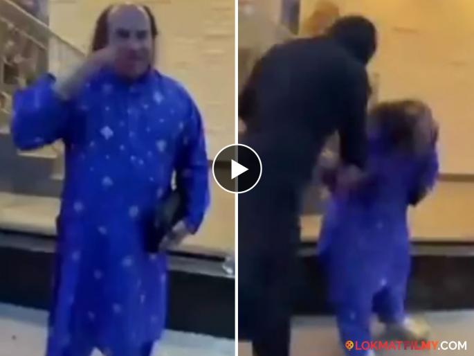 Eggs Thrown on Chahat Fateh Ali Khan in London video virel | डोक्यावर अंडं फोडलं, पळून गेला अन्… पाकिस्तानच्या प्रसिद्ध गायकासोबत लंडनमध्ये विचित्र घटना