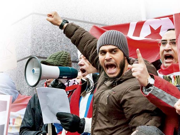 mohamed-ali-who-sparked-egypt-protests, youth on road | इजिप्तचा तहरीर चौक तरुण संतापात का धुमसतोय?