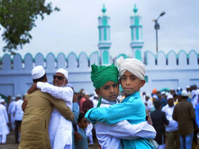 Goat Id: Namaz read on community on 22nd May | बकरी ईद : येत्या २२ तारखेला सामुदायिकरित्या नमाजपठण Goat Id: Namaz read on community on 22nd May | बकरी ईद : येत्या २२ तारखेला सामुदायिकरित्या नमाजपठण