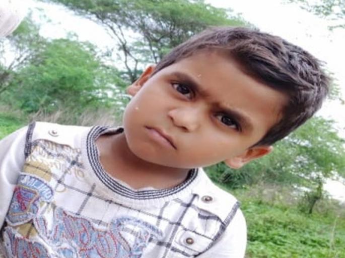 Eight-year-old boy drowned in river | आजोबांच्या दशक्रिया विधीसाठी गेलेल्या आठ वर्षीय बालकाचा नदीत बुडून मृत्यू Eight-year-old boy drowned in river | आजोबांच्या दशक्रिया विधीसाठी गेलेल्या आठ वर्षीय बालकाचा नदीत बुडून मृत्यू