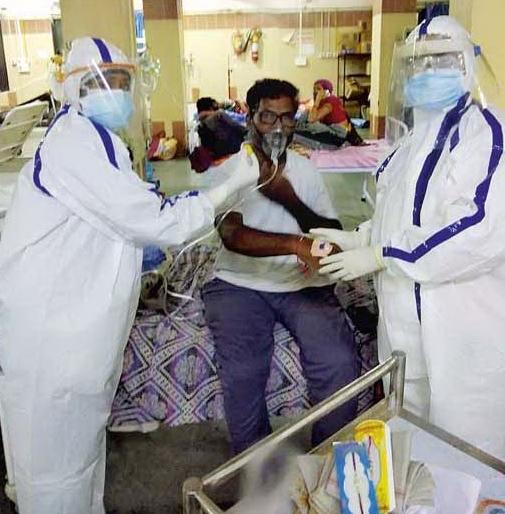 Oh, I am your sister and I am your brother! | अरे, मीच तुमची बहीण अन् मीच तुमचा भाऊ! Oh, I am your sister and I am your brother! | अरे, मीच तुमची बहीण अन् मीच तुमचा भाऊ!