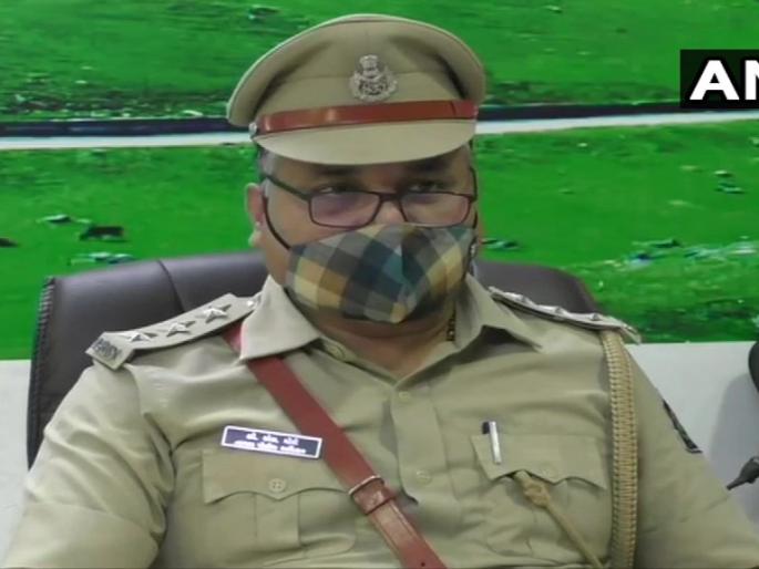 A 12-year-old girl was raped by three cousins in Gujarat | 12 वर्षीय अल्पवयीन मुलीवर तीन चुलत भावांचा बलात्कार, गुन्हा दाखल A 12-year-old girl was raped by three cousins in Gujarat | 12 वर्षीय अल्पवयीन मुलीवर तीन चुलत भावांचा बलात्कार, गुन्हा दाखल