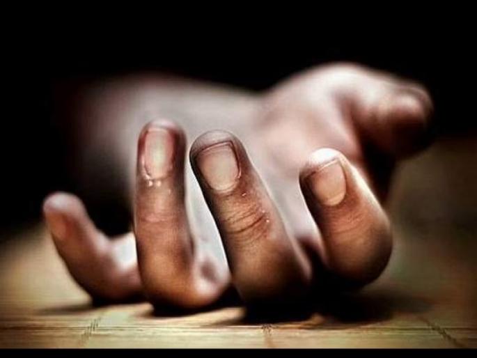 The unfortunate death of a child due to the shock of a broken power line; Incident in Jalgaon | तुटलेल्या वीज तारांच्या धक्क्याने बालकाचा दुर्दैवी मृत्यू; जळगावमधील घटना The unfortunate death of a child due to the shock of a broken power line; Incident in Jalgaon | तुटलेल्या वीज तारांच्या धक्क्याने बालकाचा दुर्दैवी मृत्यू; जळगावमधील घटना