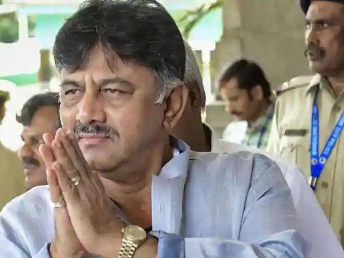 CBI raids 15 places, including Congress' DK Shivkumar's house | National News : काँग्रेसचे डीके शिवकुमार यांच्या घरासह 15 ठिकाणांवर सीबीआयची 'रेड' CBI raids 15 places, including Congress' DK Shivkumar's house | National News : काँग्रेसचे डीके शिवकुमार यांच्या घरासह 15 ठिकाणांवर सीबीआयची 'रेड'